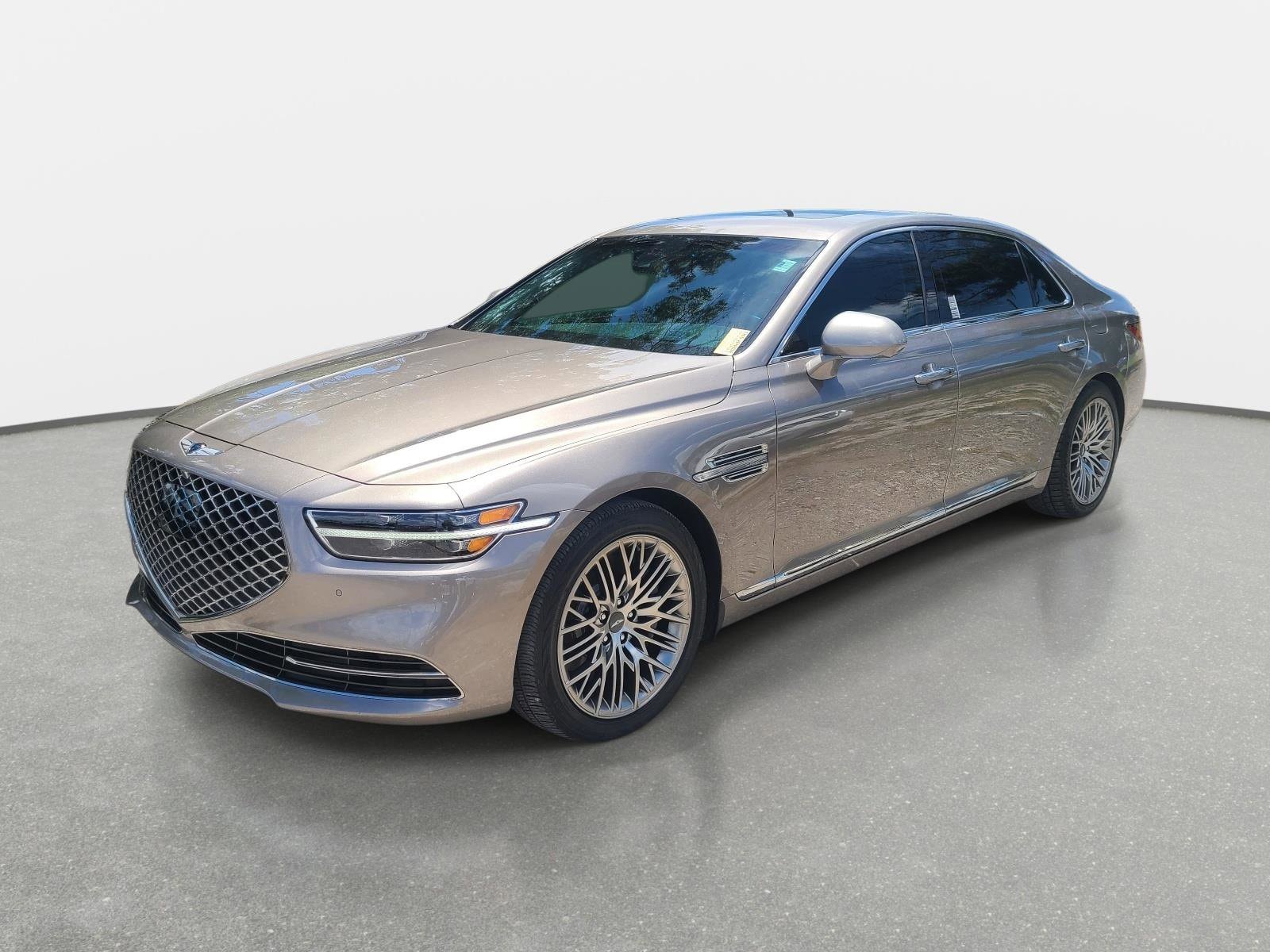 2022 Genesis G90 5.0 Ultimate's photo