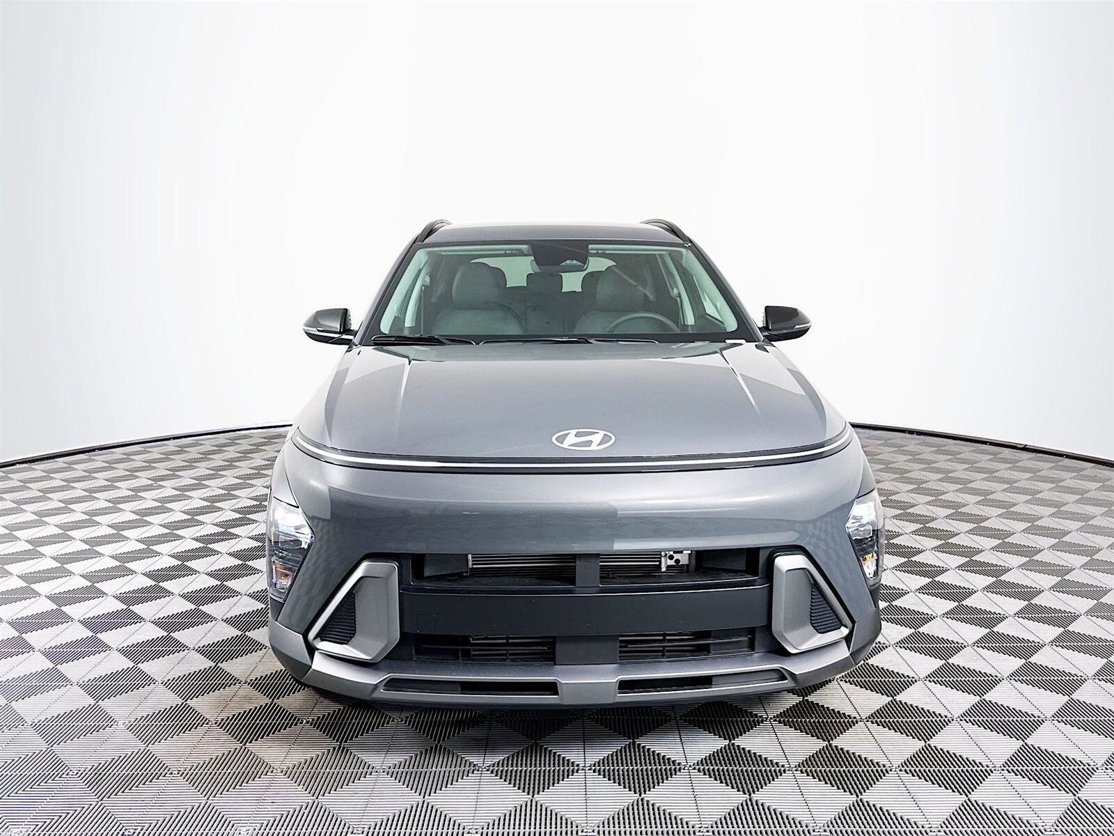 2026 Hyundai Kona SEL photo 2