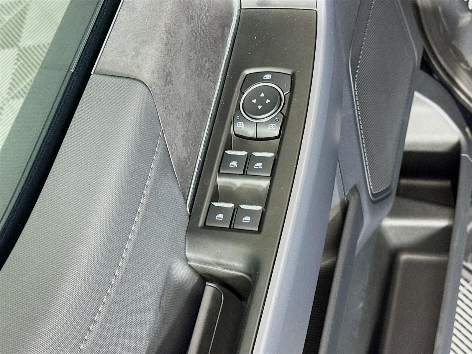 2025 Ford F-150 XLT - Photo 20
