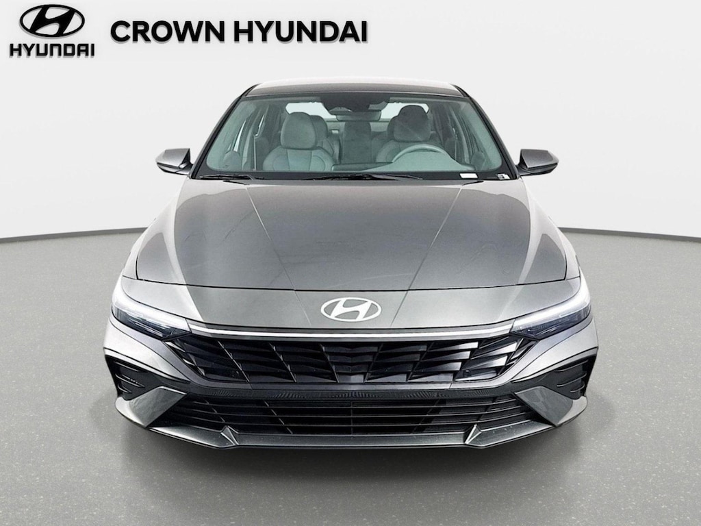 New 2026 Hyundai Elantra SE Sedan