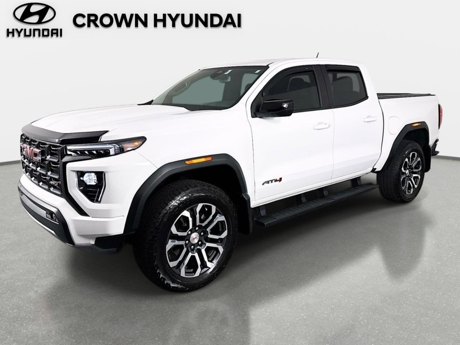 2023 GMC Canyon 4WD AT4 Crew Cab Short Box's photo