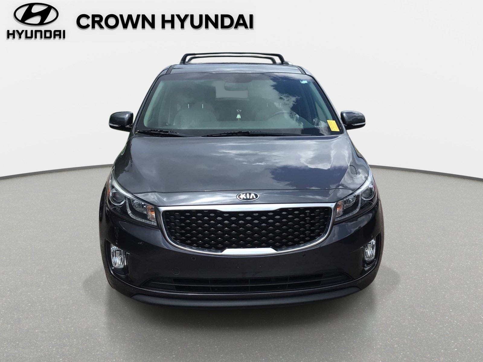 Used 2017 Kia Sedona SX with VIN KNDMC5C19H6325815 for sale in St. Petersburg, FL