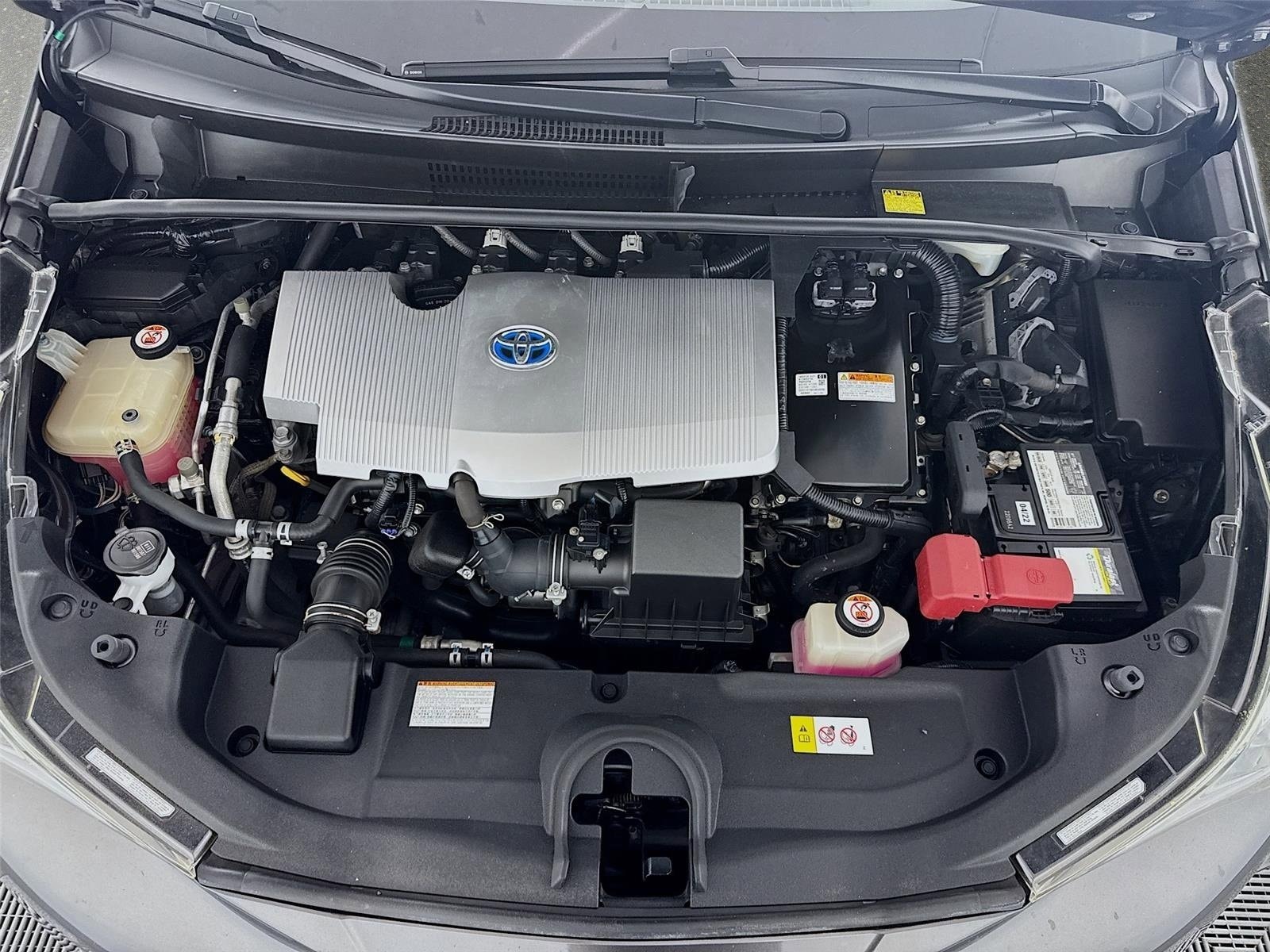 2017 Toyota Prius Three - Photo 28