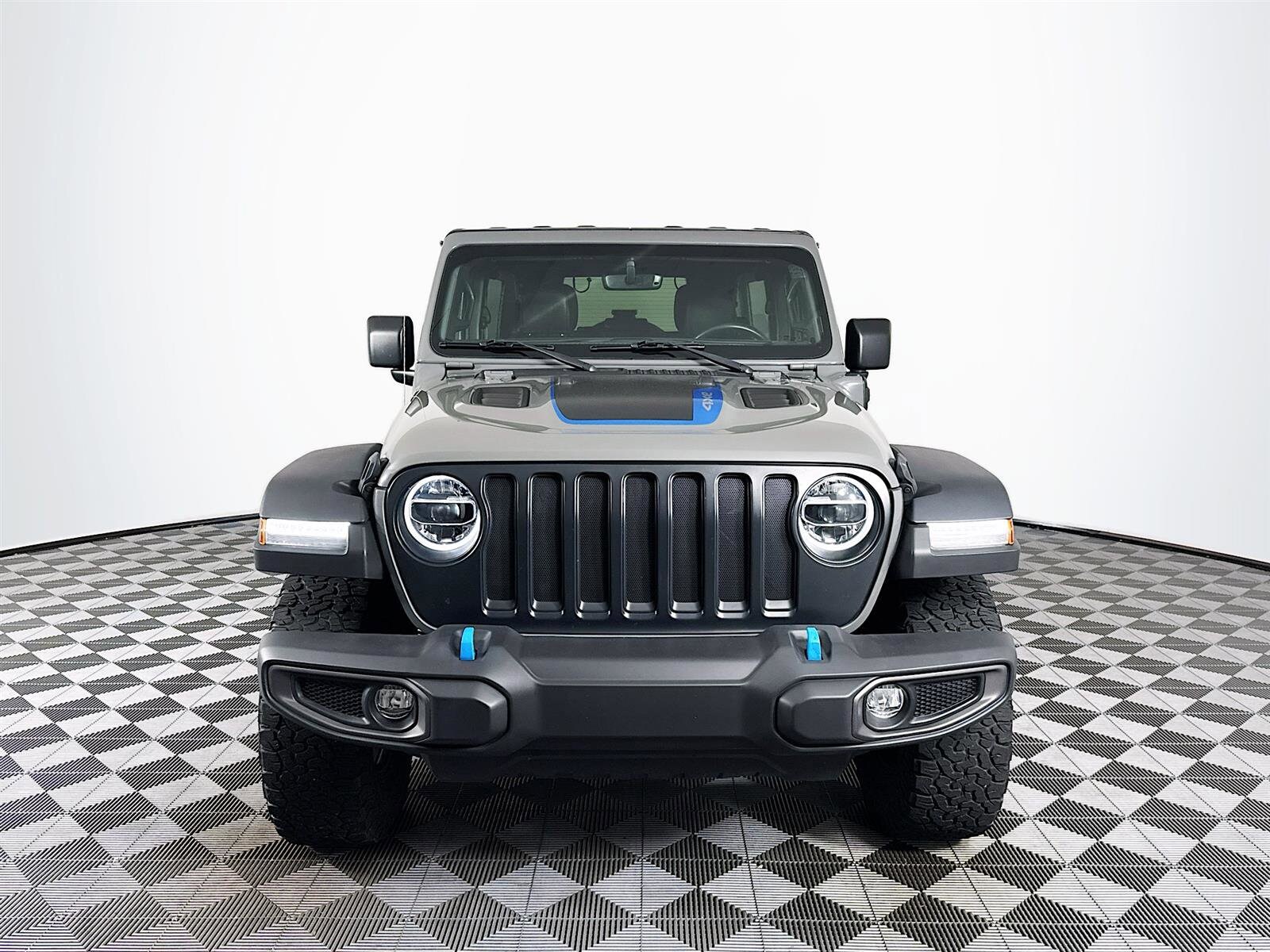 2022 Jeep Wrangler Unlimited Rubicon High Tide photo 2