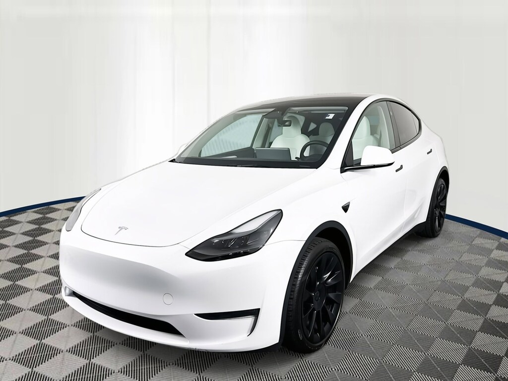 Used 2024 Tesla Model Y Long Range SUV
