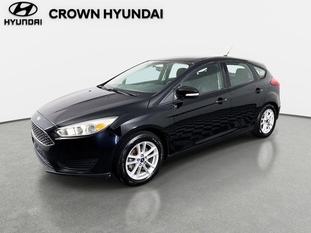 Used 2016 Ford Focus SE Hatchback