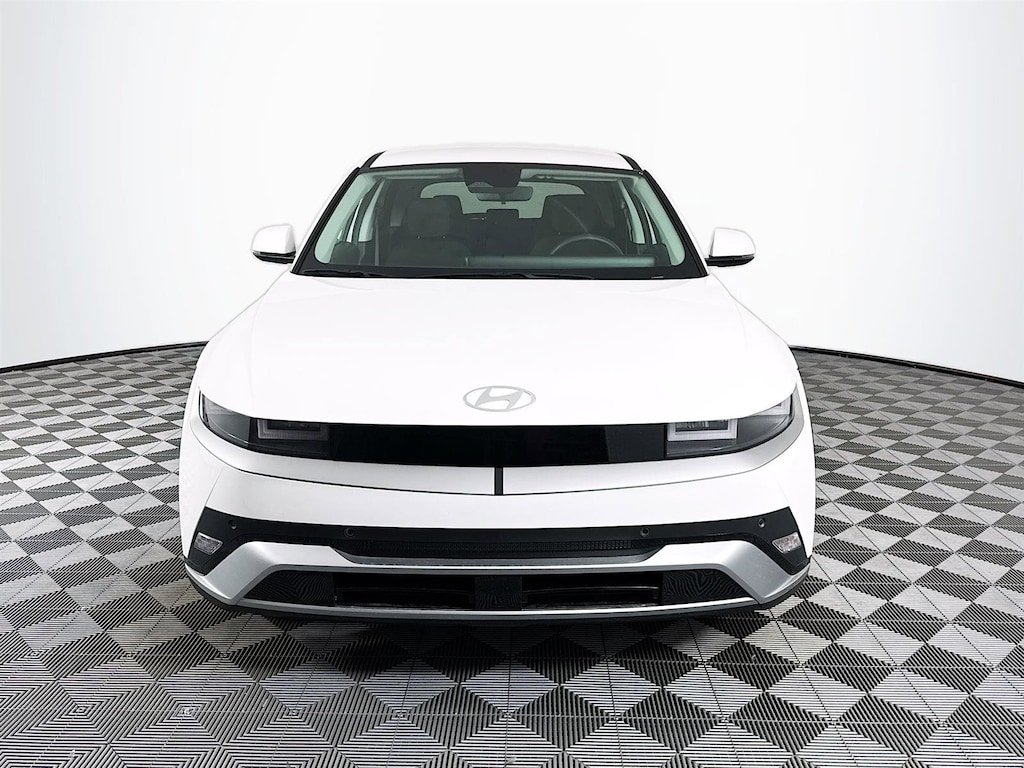 New 2025 Hyundai IONIQ 5 SE SUV