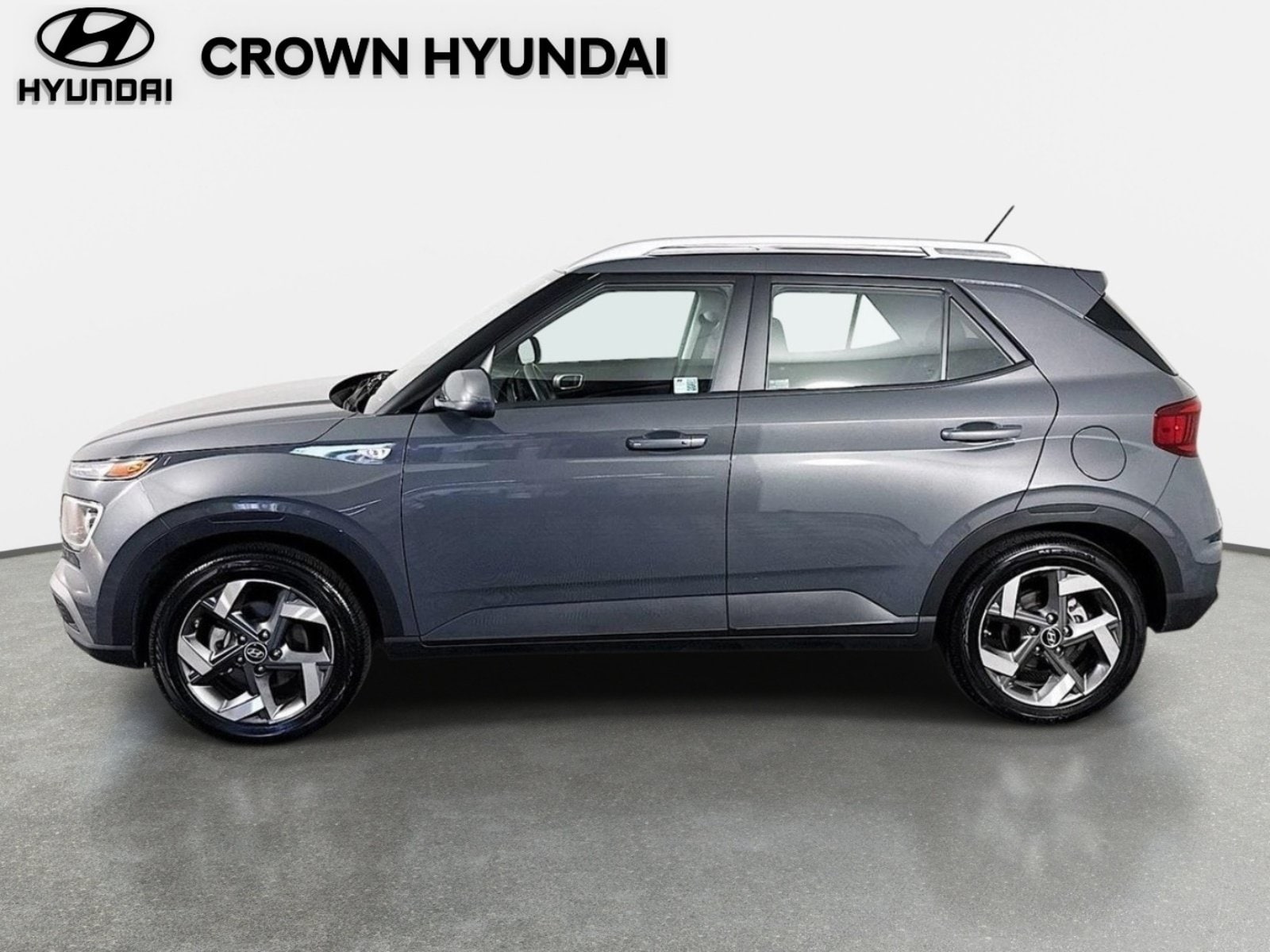 2025 Hyundai Venue SEL - Photo 8
