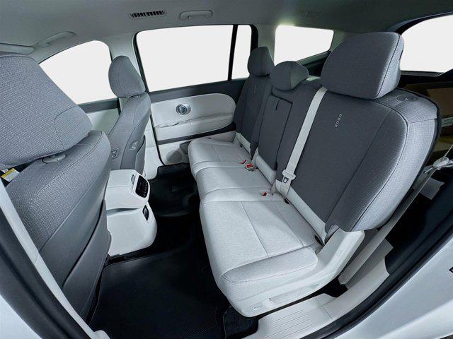 2026 Hyundai IONIQ 9 SE - Photo 22