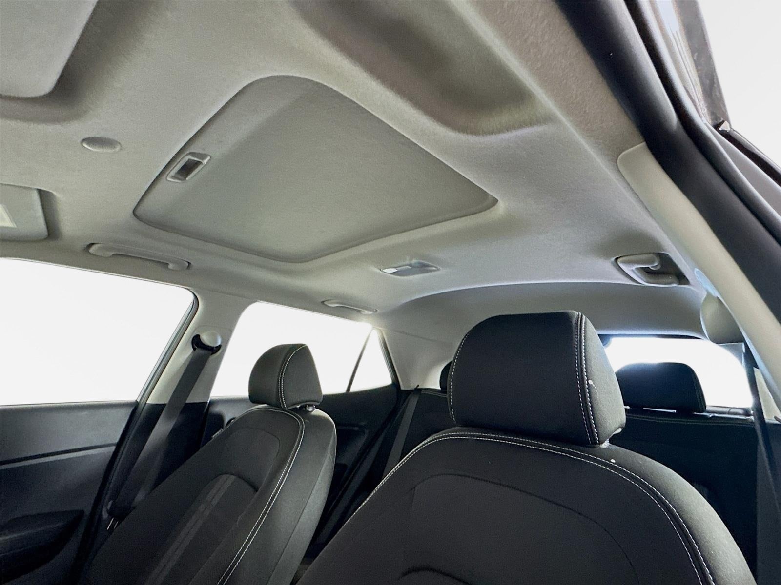 2025 Hyundai Venue SEL - Photo 14