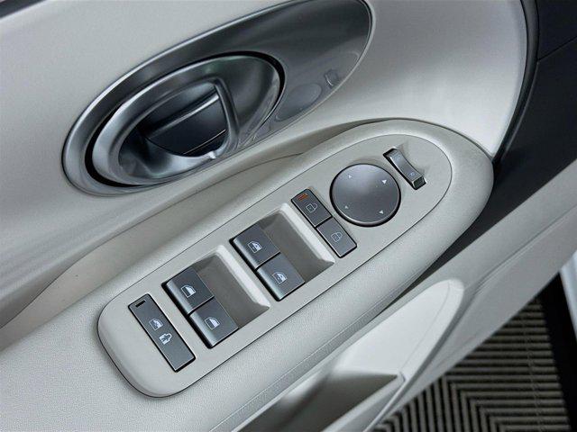 2026 Hyundai IONIQ 9 SE - Photo 19