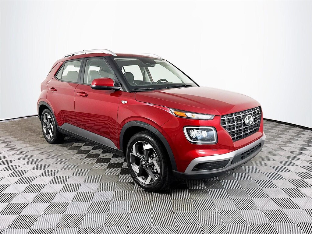 Used 2024 Hyundai Venue Limited SUV