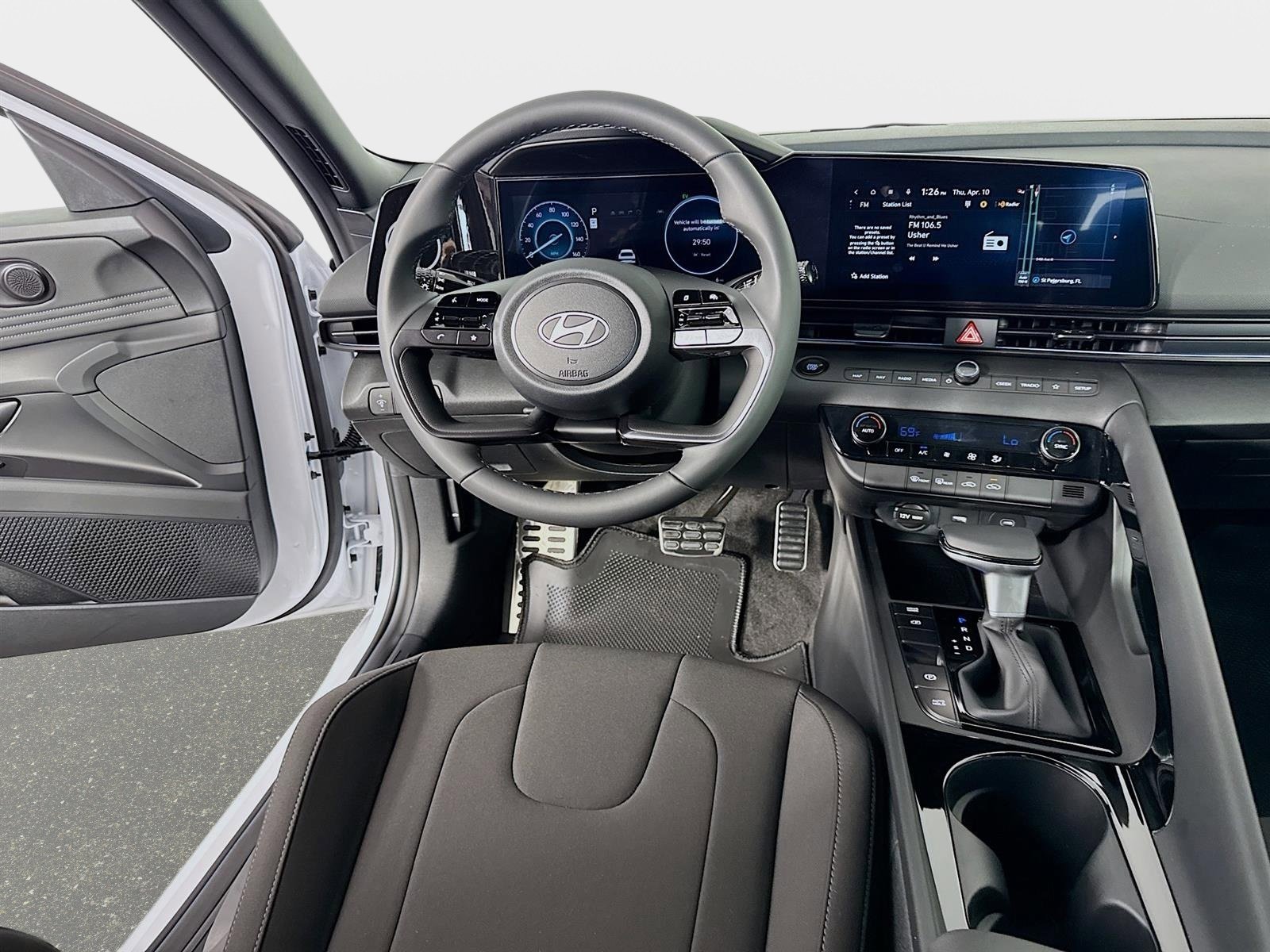 2025 Hyundai Elantra Blue - Photo 22