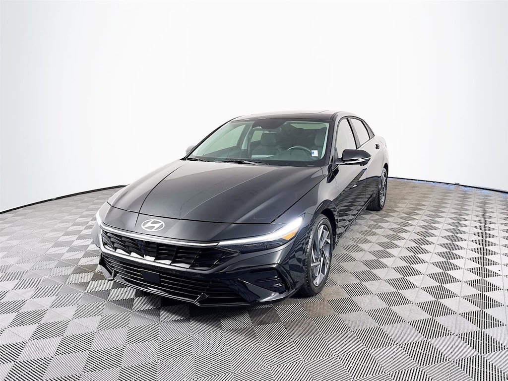 Certified 2024 Hyundai Elantra Limited Sedan