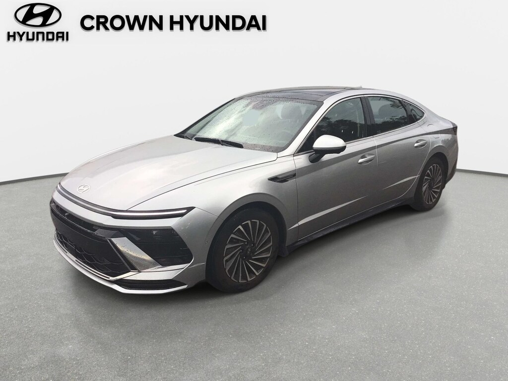 Used 2025 Hyundai Sonata Hybrid Limited Sedan