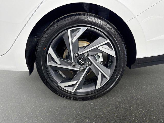 2025 Hyundai Elantra Blue - Photo 29