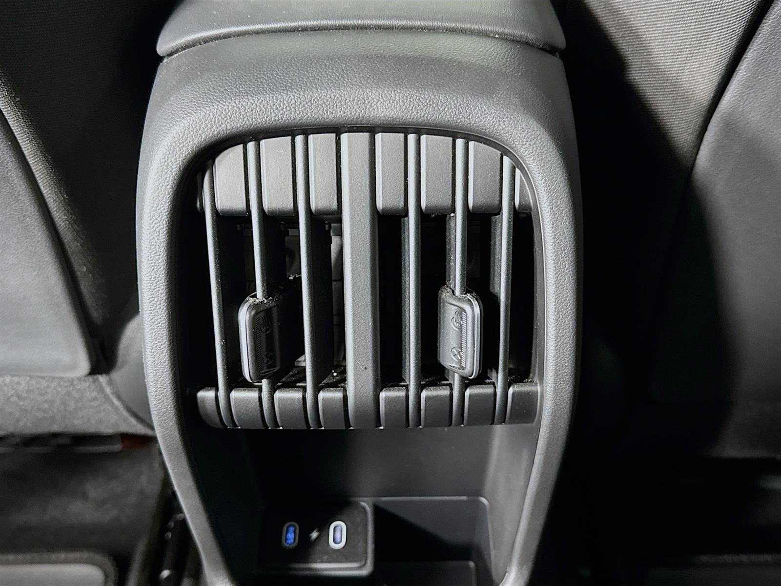 2024 Hyundai Kona SEL - Photo 23
