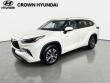 Used 2021 Toyota Highlander Hybrid XLE SUV