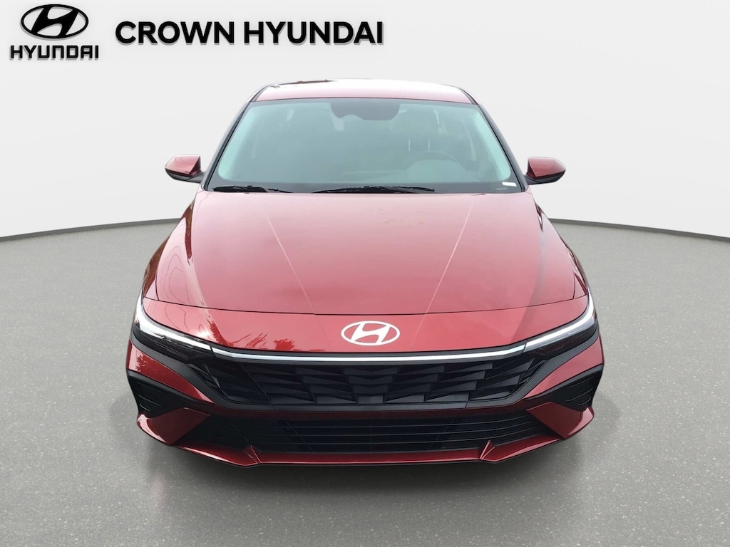 Used 2026 Hyundai Elantra SE Sedan