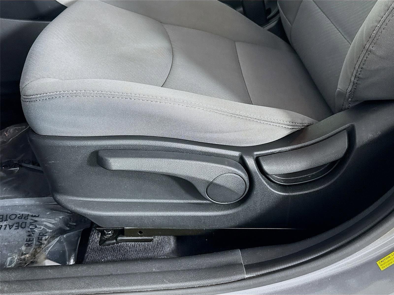 2012 Hyundai Elantra GLS - Photo 18