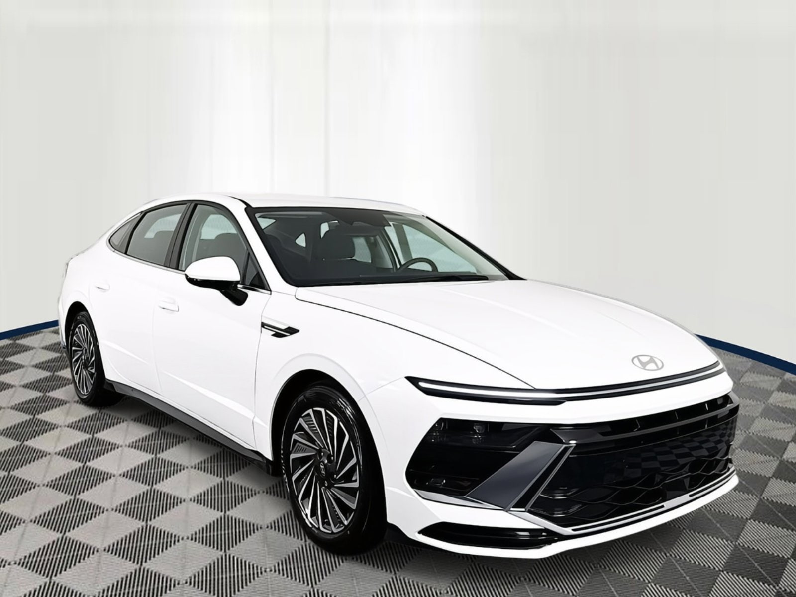 2025 Hyundai Sonata Hybrid SEL's photo