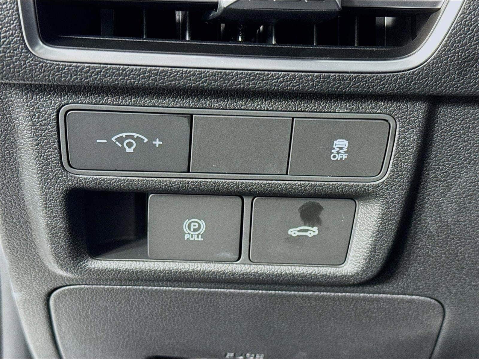 2025 Hyundai Sonata SEL - Photo 10
