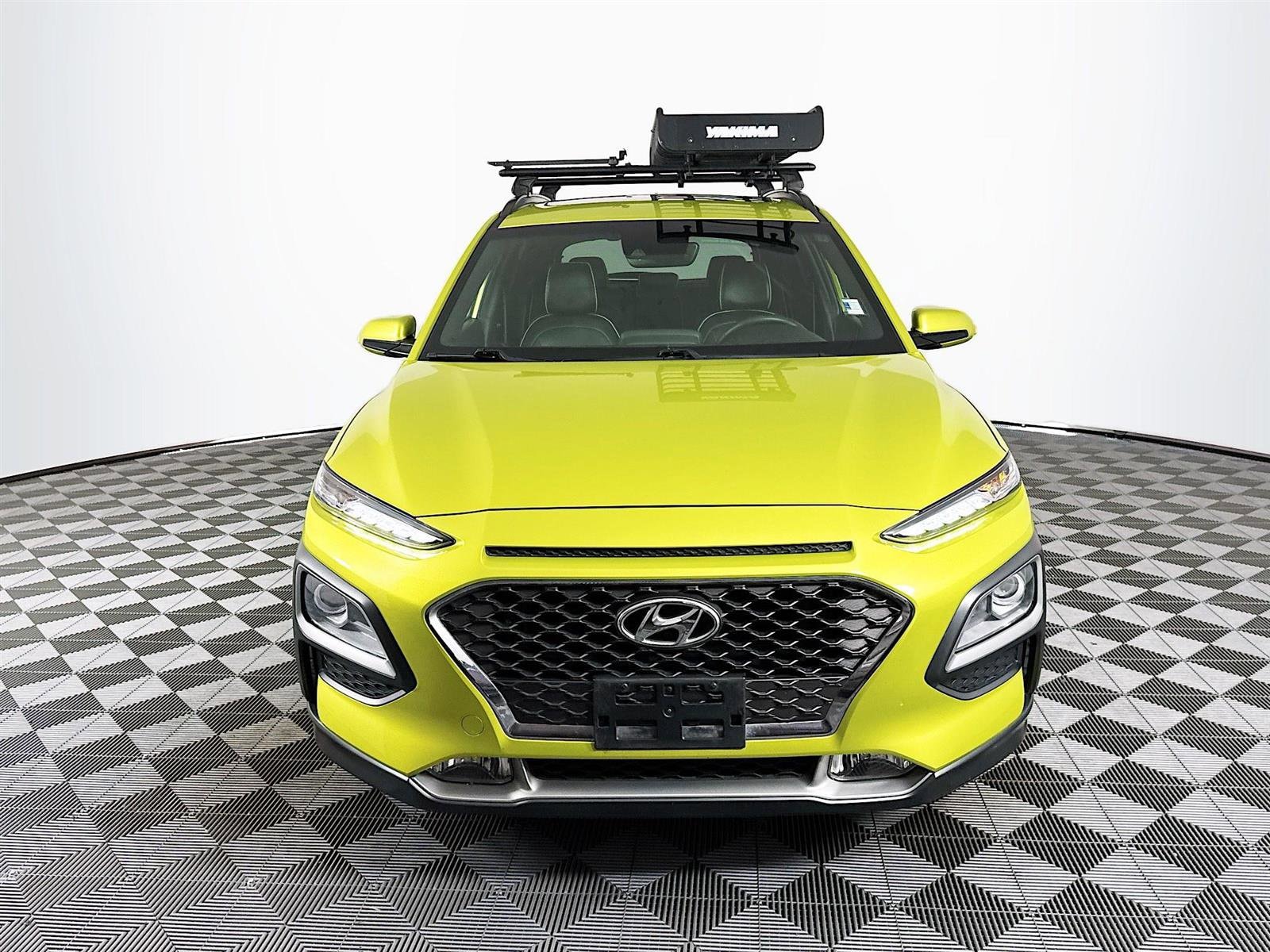 2020 Hyundai Kona Limited photo 2