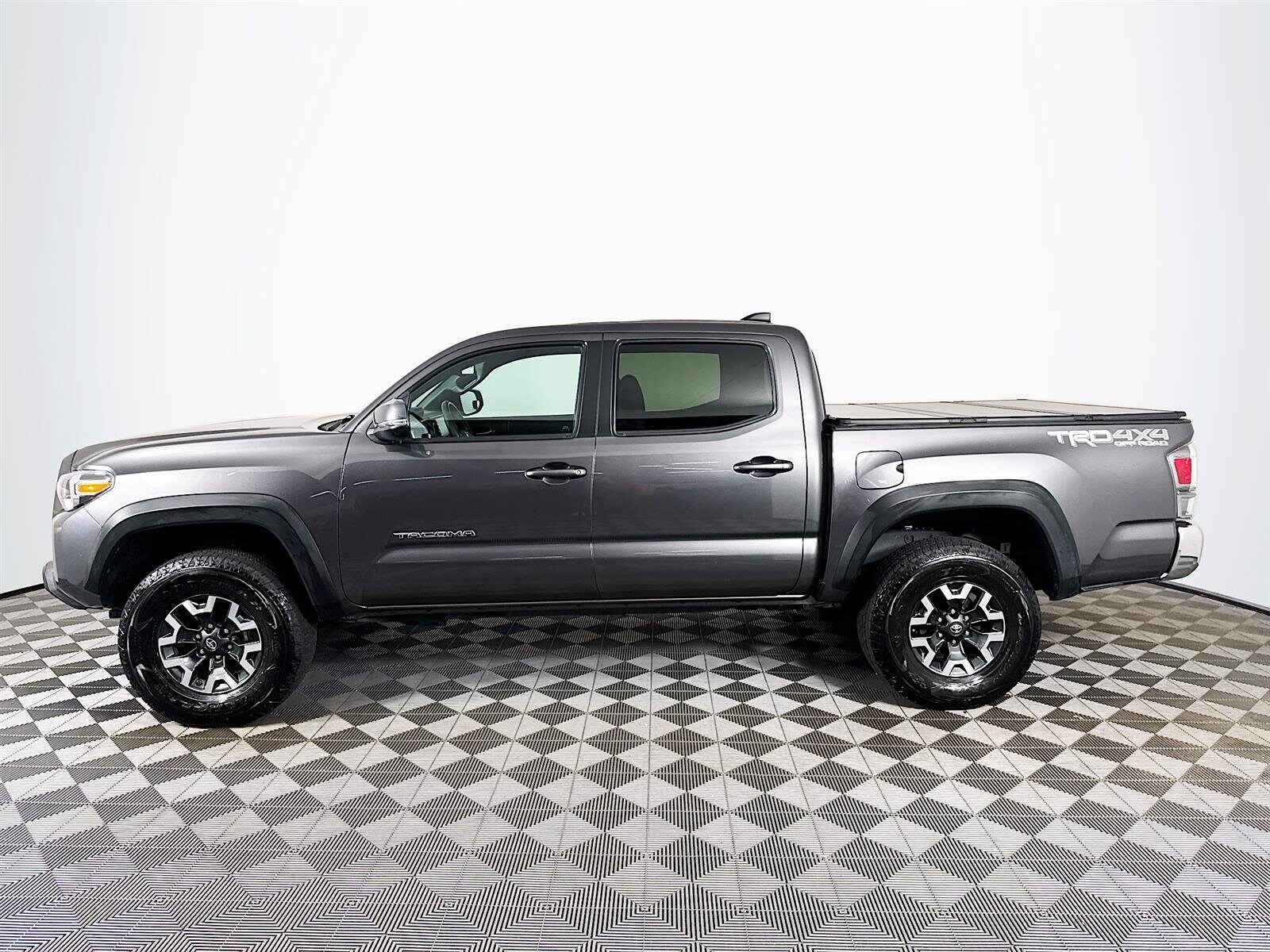 2021 Toyota Tacoma TRD Off-Road 4x4 photo 4