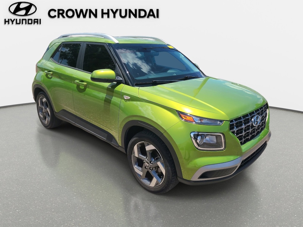 Used 2023 Hyundai Venue SEL SUV