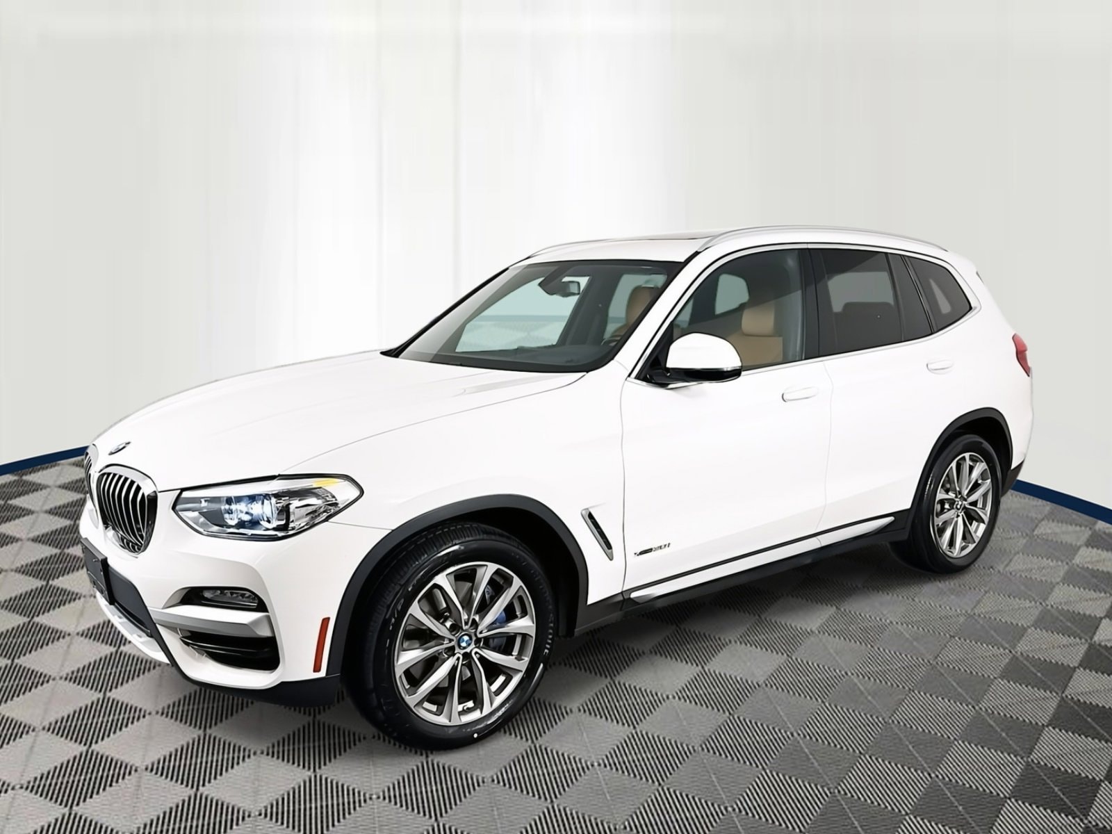 2018 BMW X3 xDrive30i's photo