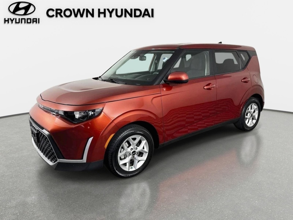 Used 2024 Kia Soul LX Hatchback