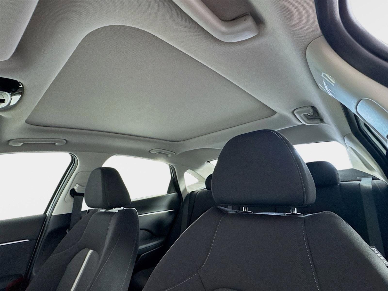 2025 Hyundai Sonata SEL - Photo 14