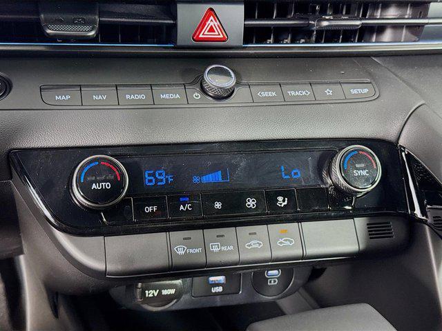 2025 Hyundai Elantra Blue - Photo 17