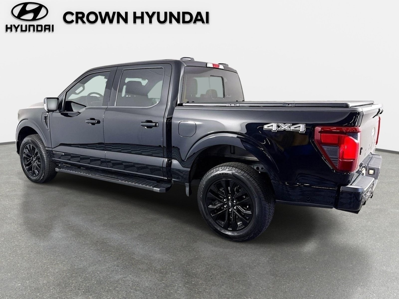 2025 Ford F-150 XLT - Photo 8