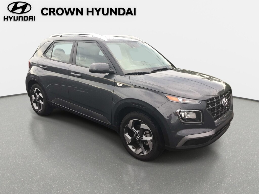 Used 2025 Hyundai Venue SEL SUV