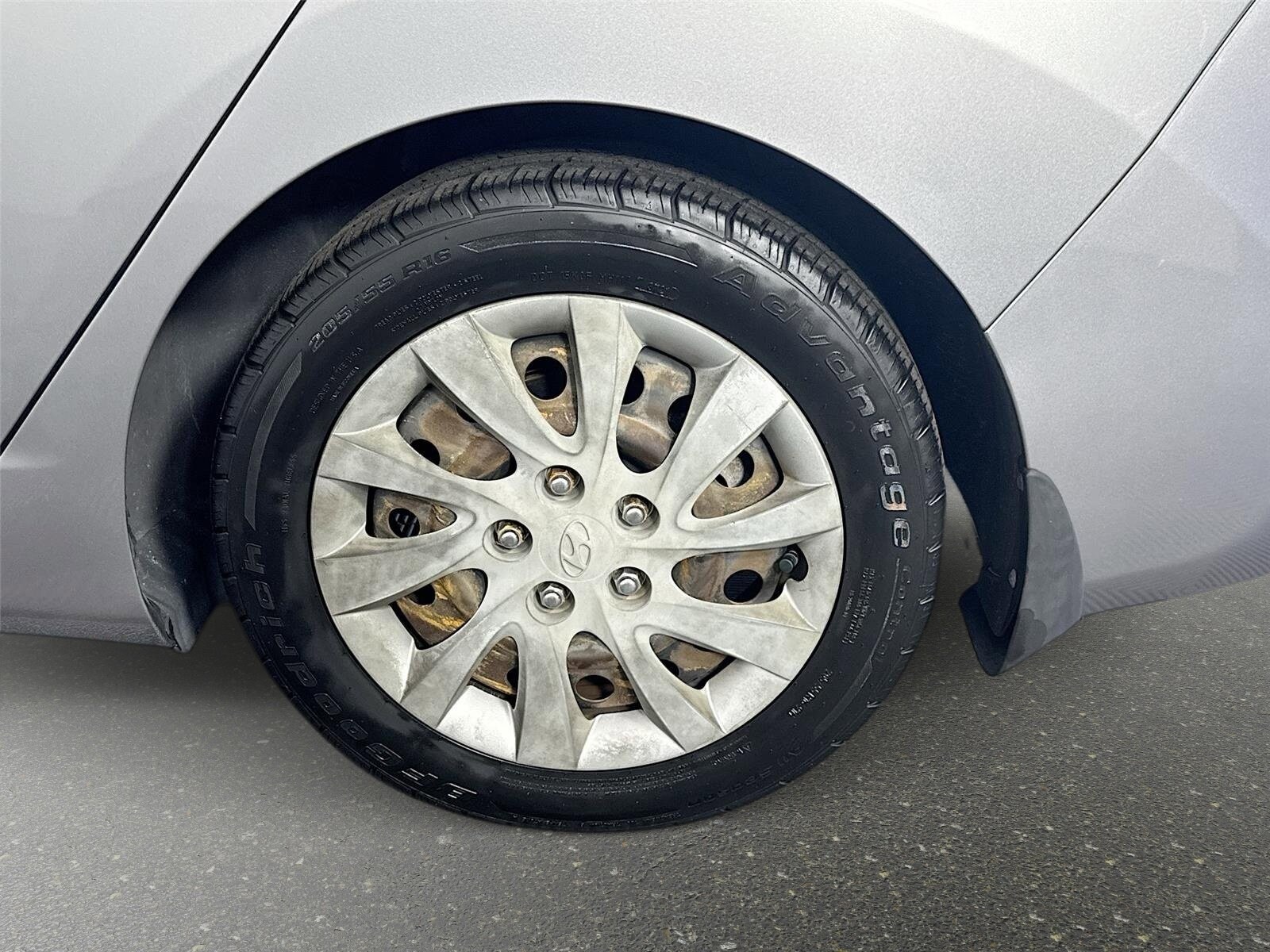 2012 Hyundai Elantra GLS - Photo 27