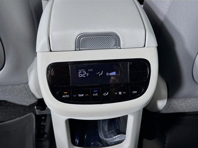2026 Hyundai IONIQ 9 SE - Photo 25