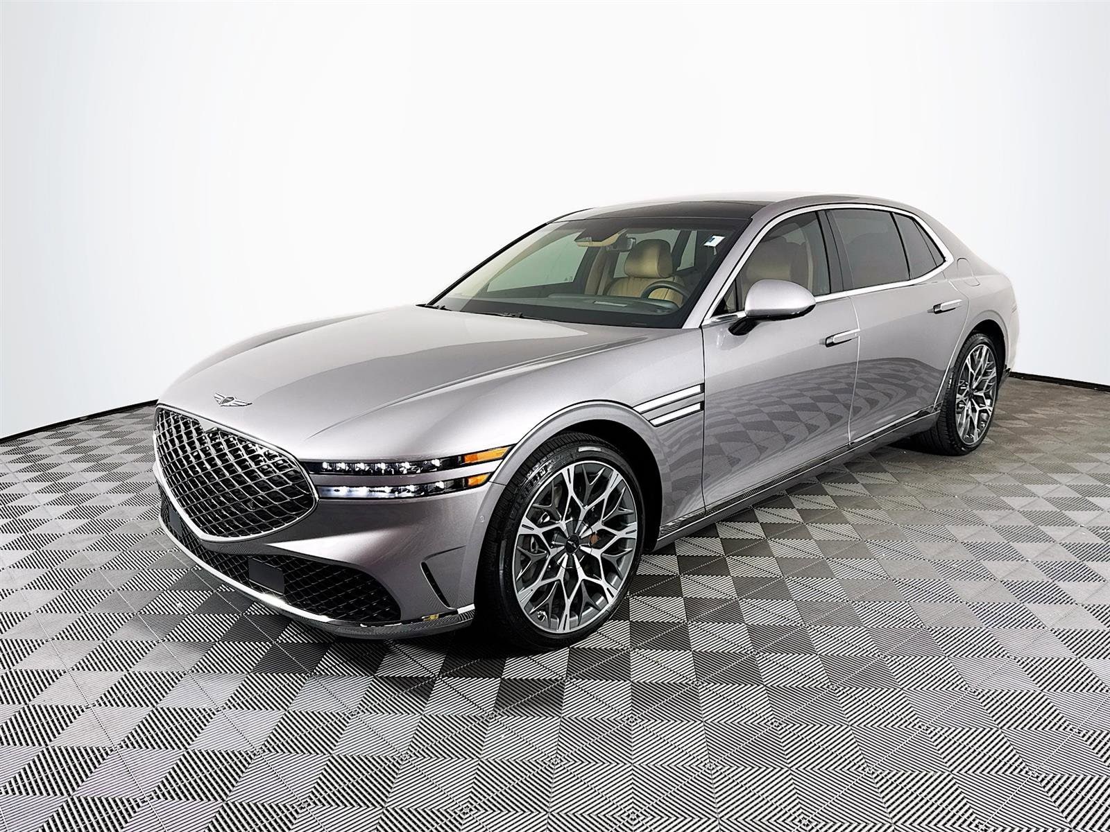 2025 GENESIS G90 Base's photo