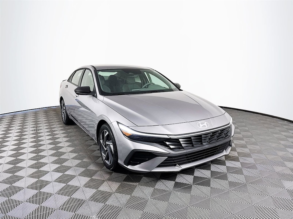 New 2025 Hyundai Elantra SEL Sport Sedan
