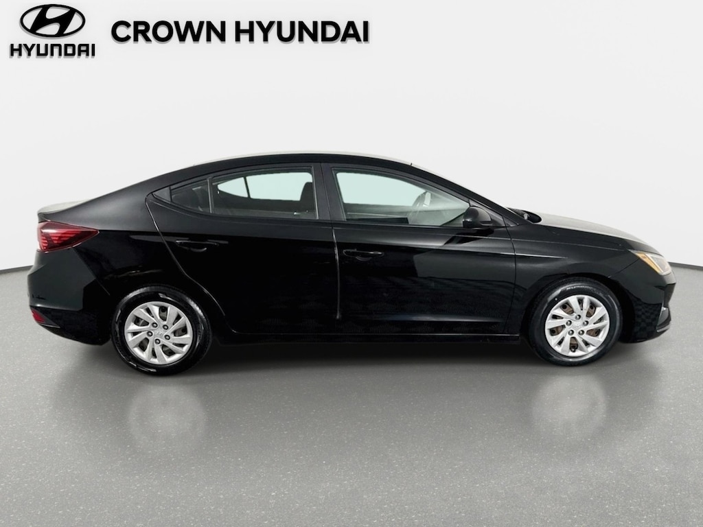Used 2019 Hyundai Elantra SE Sedan