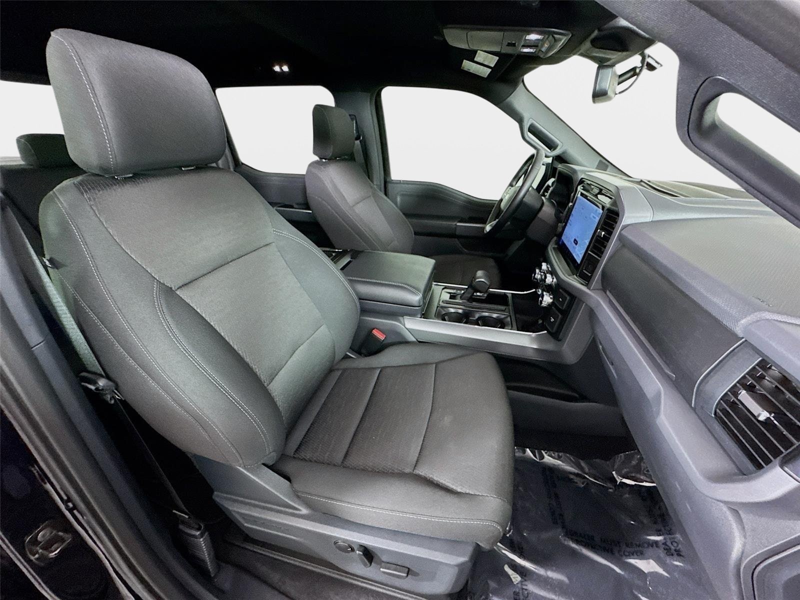 2025 Ford F-150 XLT - Photo 29