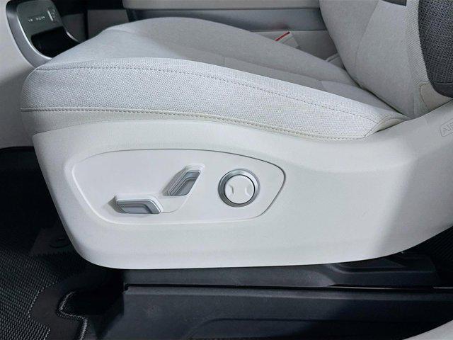 2026 Hyundai IONIQ 9 SE - Photo 20