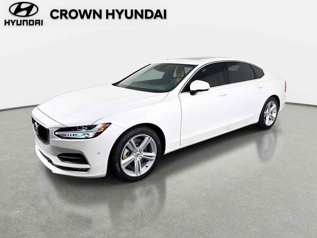 Used 2018 Volvo S90 T5 Momentum Sedan