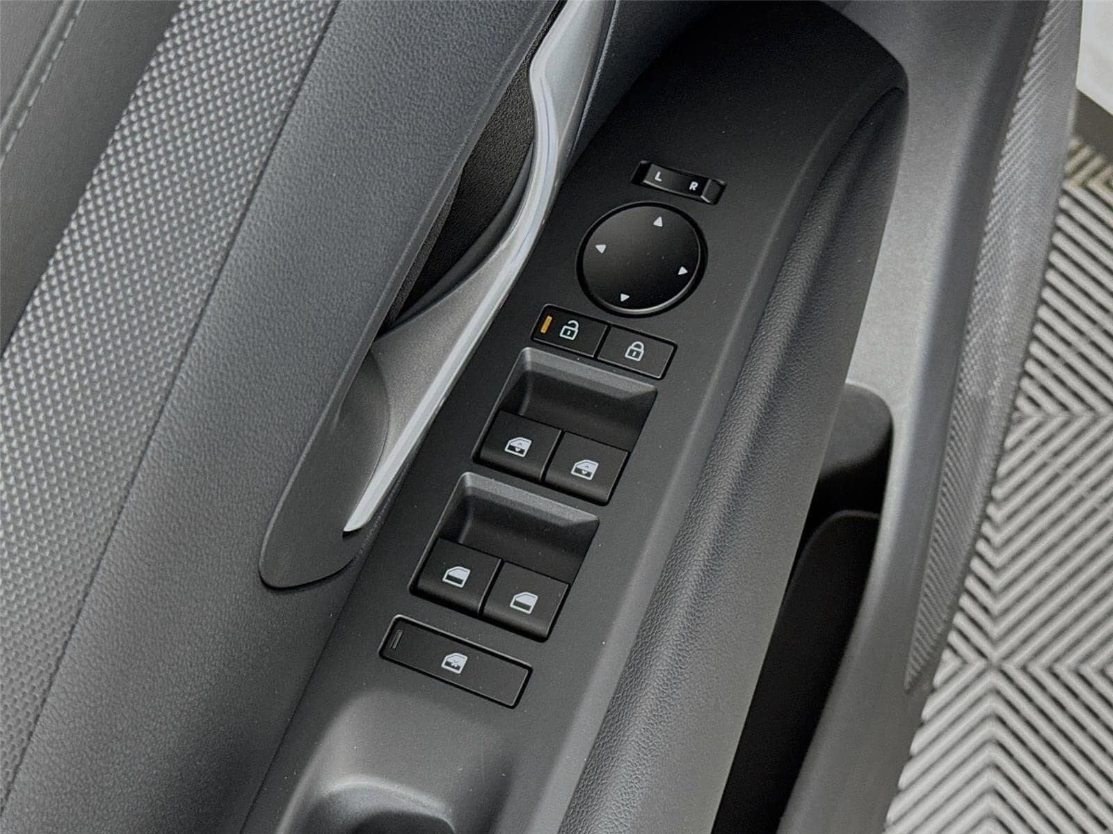 2026 Hyundai Tucson SEL - Photo 18
