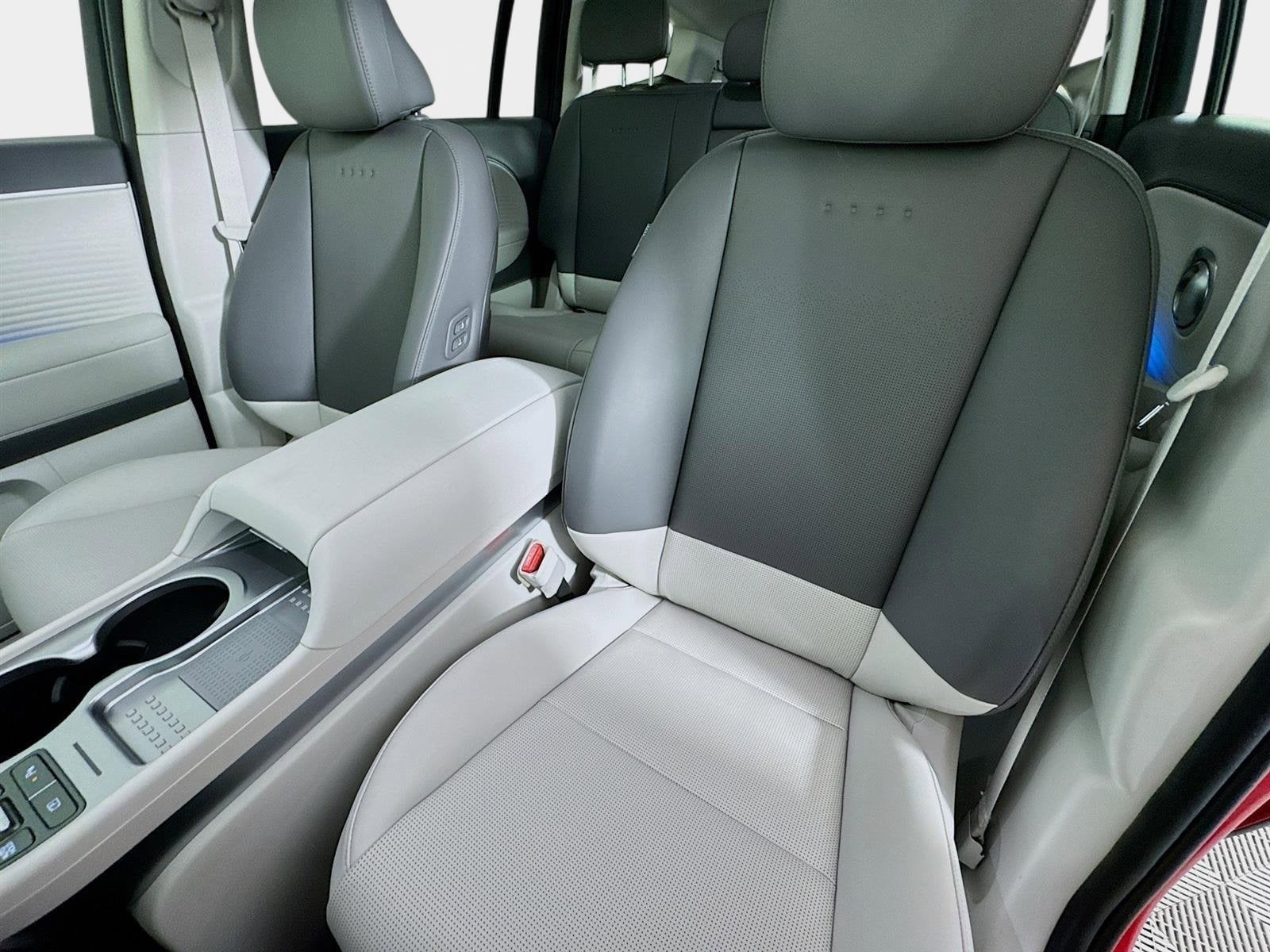 2026 Hyundai IONIQ 9 SEL - Photo 11