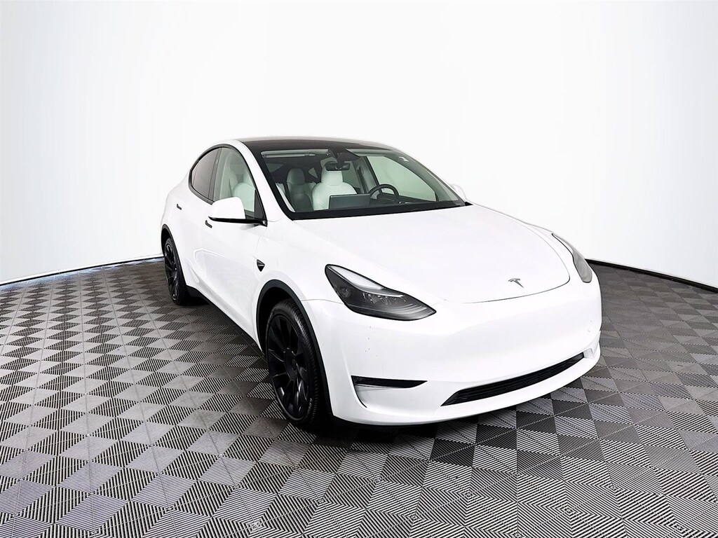 Used 2024 Tesla Model Y Long Range SUV