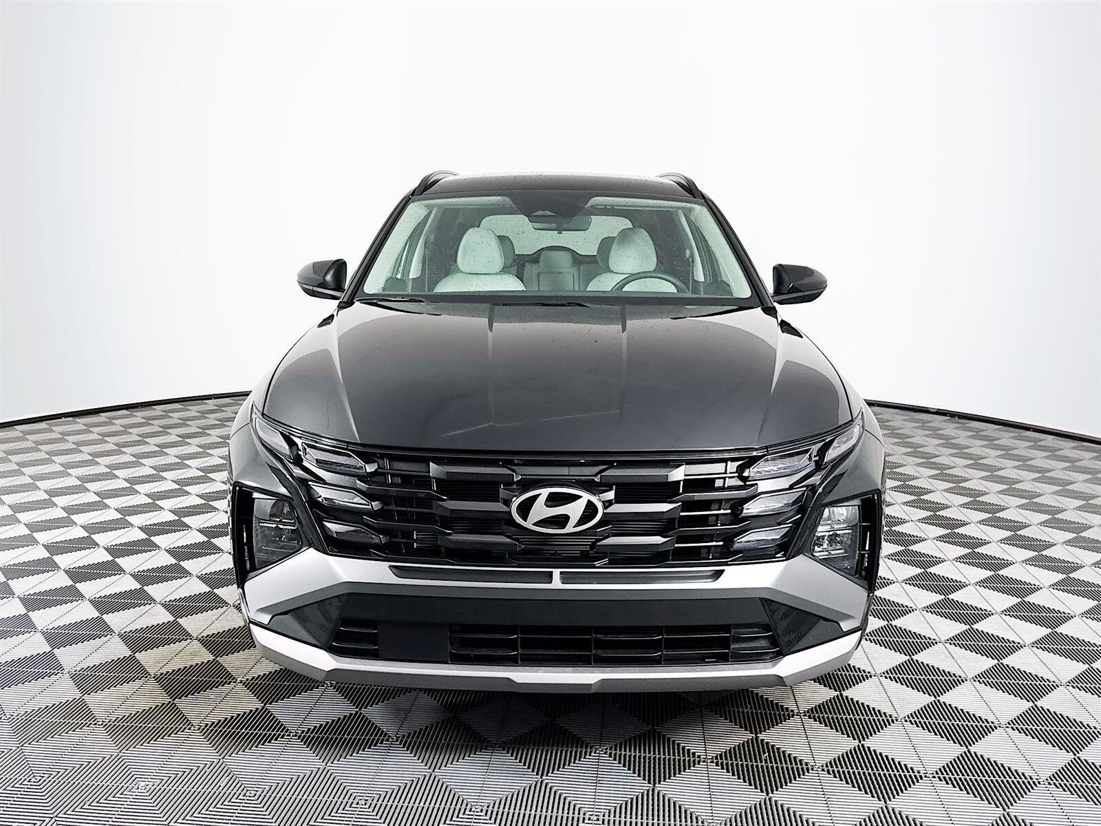 2025 Hyundai Tucson SEL photo 2