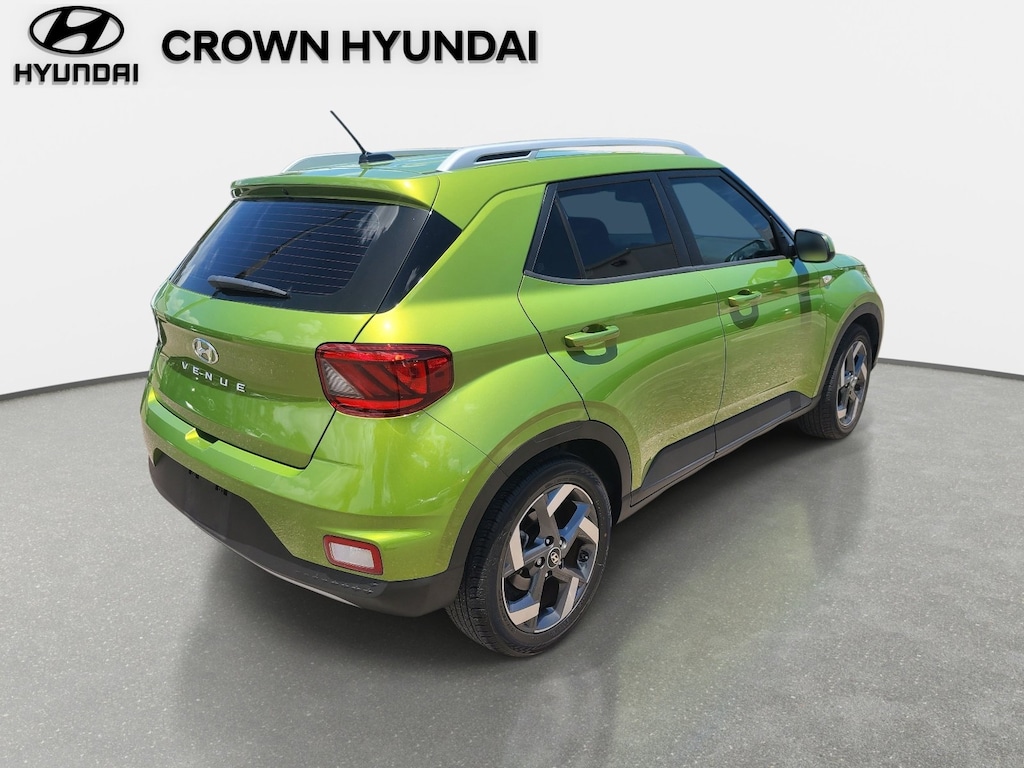 Used 2023 Hyundai Venue SEL SUV