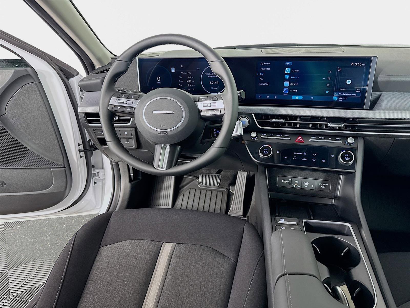 2025 Hyundai Sonata SEL - Photo 24