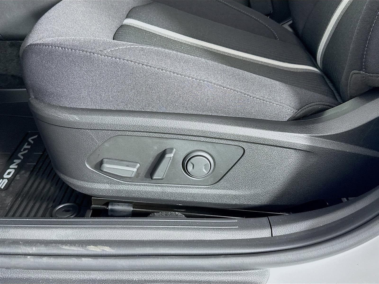 2025 Hyundai Sonata SEL - Photo 21